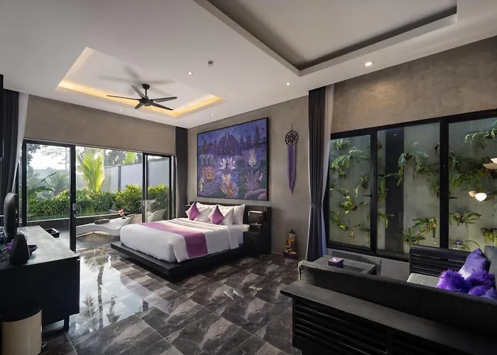 Capung Asri Eco Luxury With Private Pool Couette-café Bedulu