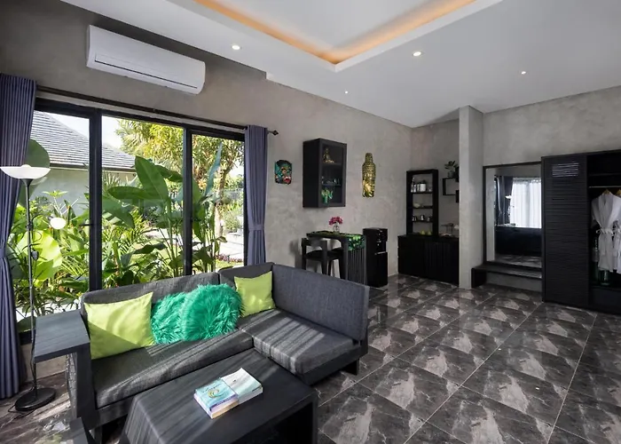 Couette-café Capung Asri Eco Luxury With Private Pool Bedulu