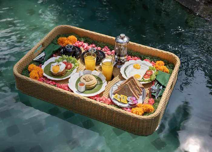 Capung Asri Eco Luxury With Private Pool Couette-café